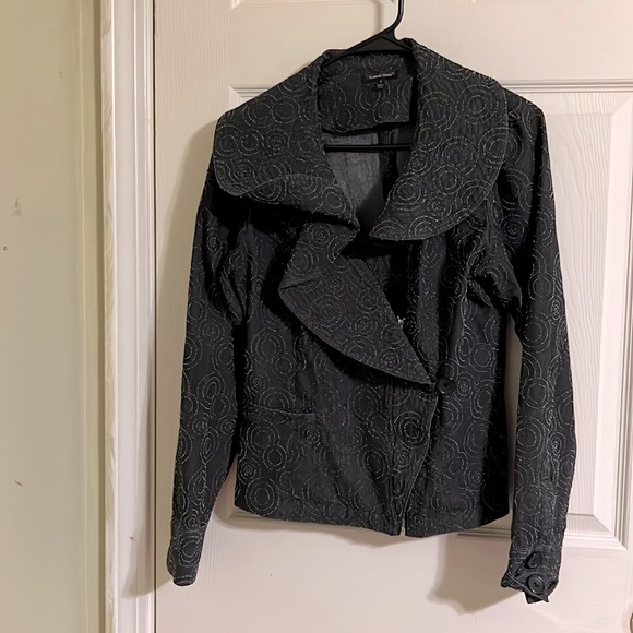 Samuel Dong Jackets & Blazers - Samuel Dong long sleeve blazer for women. Size S